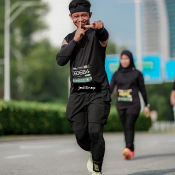 Runner Photo 6883286