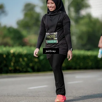 Runner Photo 6883296
