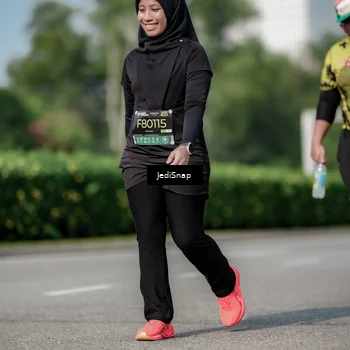 Runner Photo 6883298