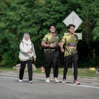 Runner Photo 6883341