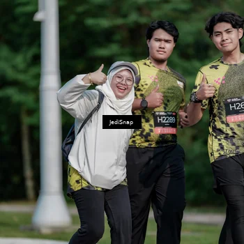 Runner Photo 6883368