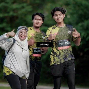Runner Photo 6883370