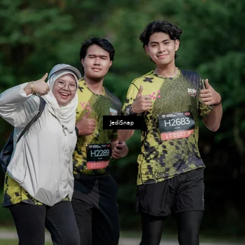 Runner Photo 6883371