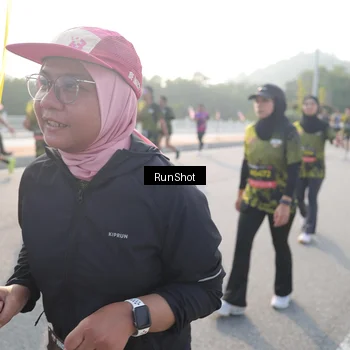 Runner Photo 6883385