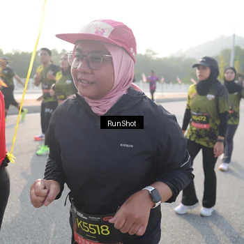 Runner Photo 6883400