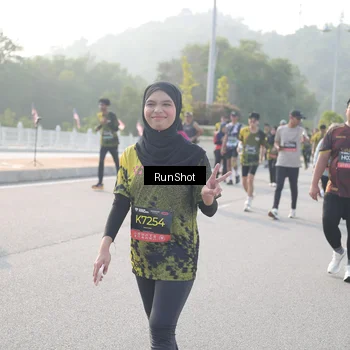 Runner Photo 6883414