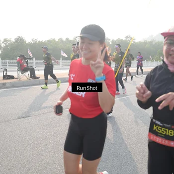 Runner Photo 6883453