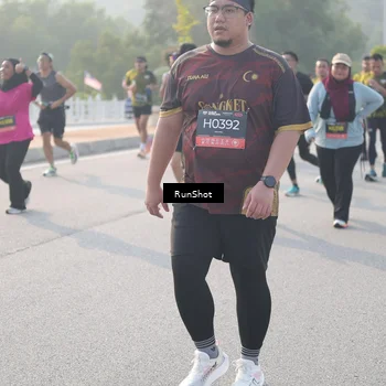 Runner Photo 6883474