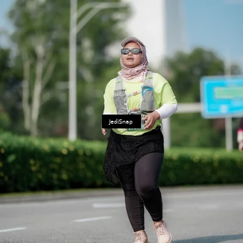 Runner Photo 6883477