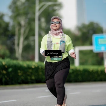 Runner Photo 6883479