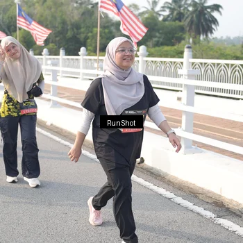 Runner Photo 6883490