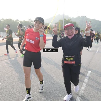 Runner Photo 6883491