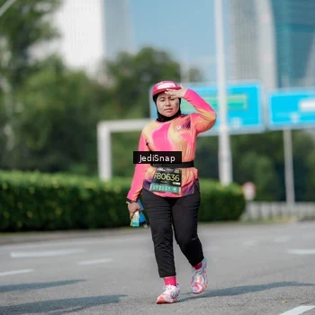 Runner Photo 6883501