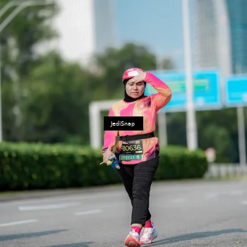 Runner Photo 6883511