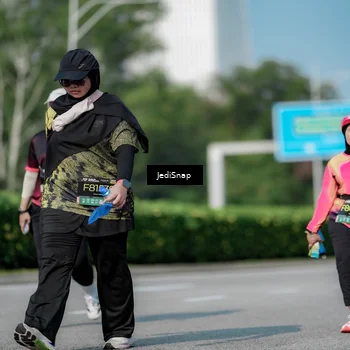 Runner Photo 6883517