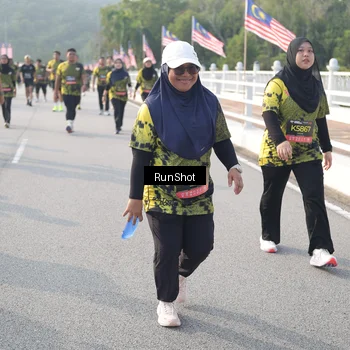 Runner Photo 6883520