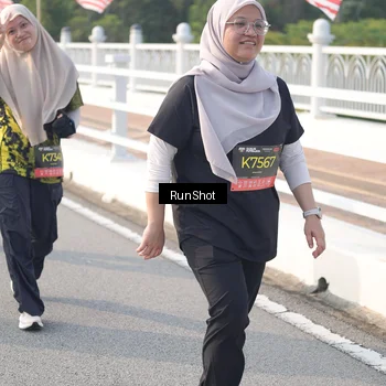 Runner Photo 6883529