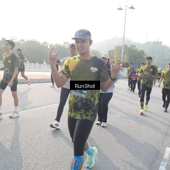 Runner Photo 6883536