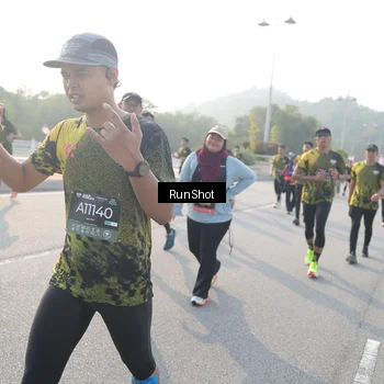 Runner Photo 6883537