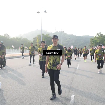 Runner Photo 6883557