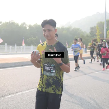 Runner Photo 6883573