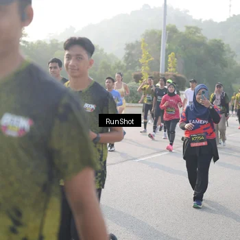 Runner Photo 6883575