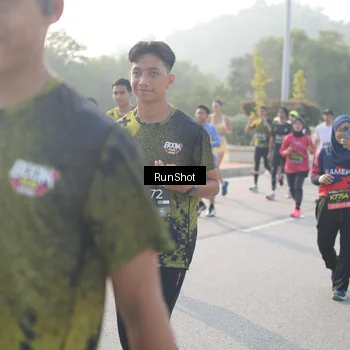 Runner Photo 6883576