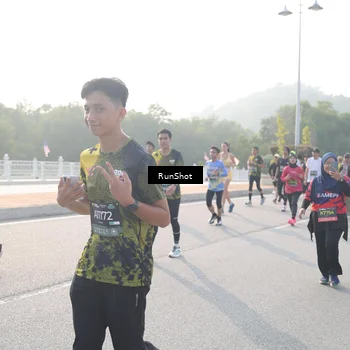 Runner Photo 6883587