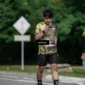Runner Photo 6883606