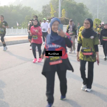Runner Photo 6883609