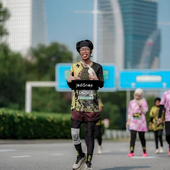 Runner Photo 6883615
