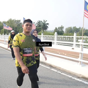 Runner Photo 6883625