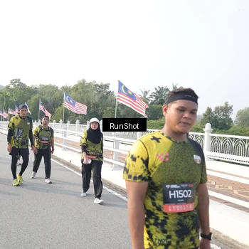 Runner Photo 6883630