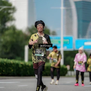 Runner Photo 6883654