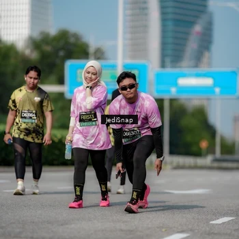 Runner Photo 6883694