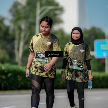 Runner Photo 6883701