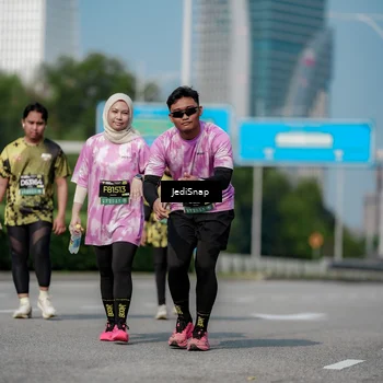 Runner Photo 6883702