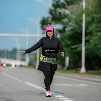 Runner Photo 6883711