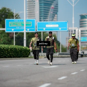 Runner Photo 6883725