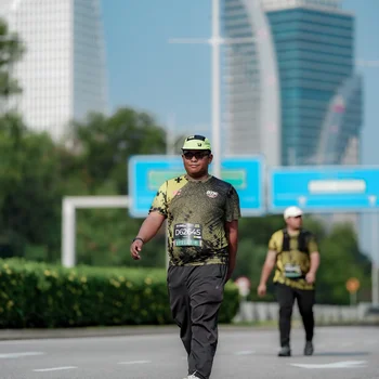 Runner Photo 6883740