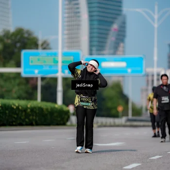 Runner Photo 6883786