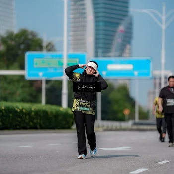 Runner Photo 6883798
