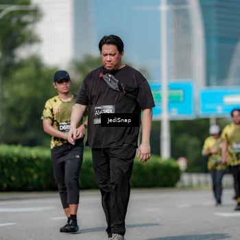 Runner Photo 6883816