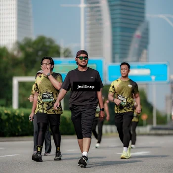 Runner Photo 6883848
