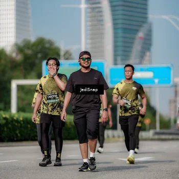 Runner Photo 6883849