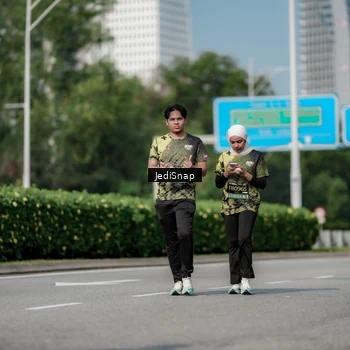 Runner Photo 6883903