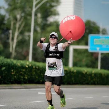 Runner Photo 6884016