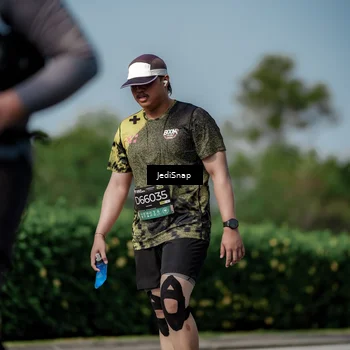 Runner Photo 6884070