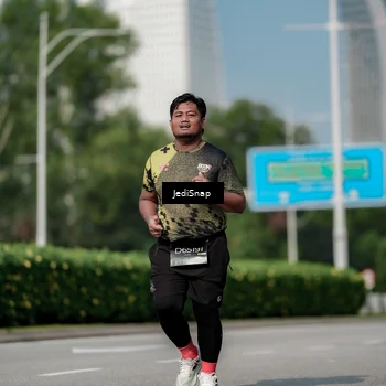 Runner Photo 6884092