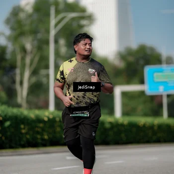 Runner Photo 6884095